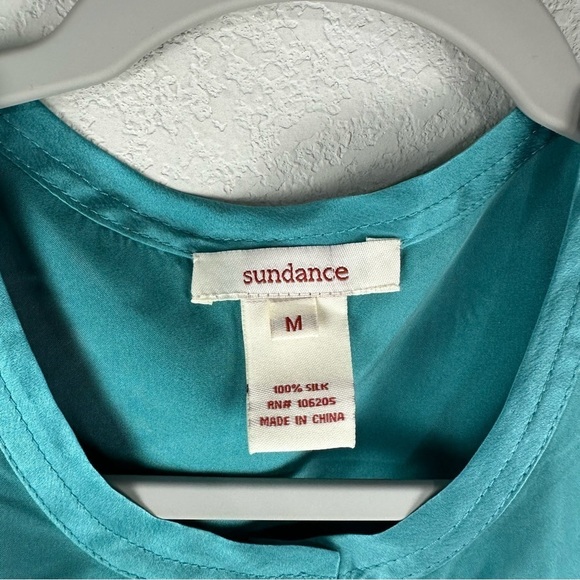 Sundance Blue 100% Silk Long Sleeve Button Up Top Size Medium - Picture 3 of 4